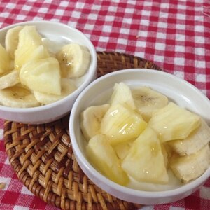 朝食ヨーグルト♪リンゴとバナナで・・